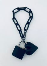 Load image into Gallery viewer, Unchain my heart
