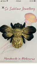 Load image into Gallery viewer, Bumble bee Brooch
